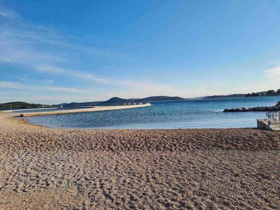 Appartamento Prostorný domov v nejkrásnější části Chorvatska Vodice Esterno foto